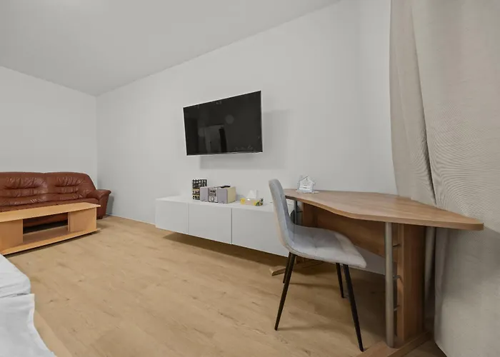 Apartment Stylish New With Parking Place